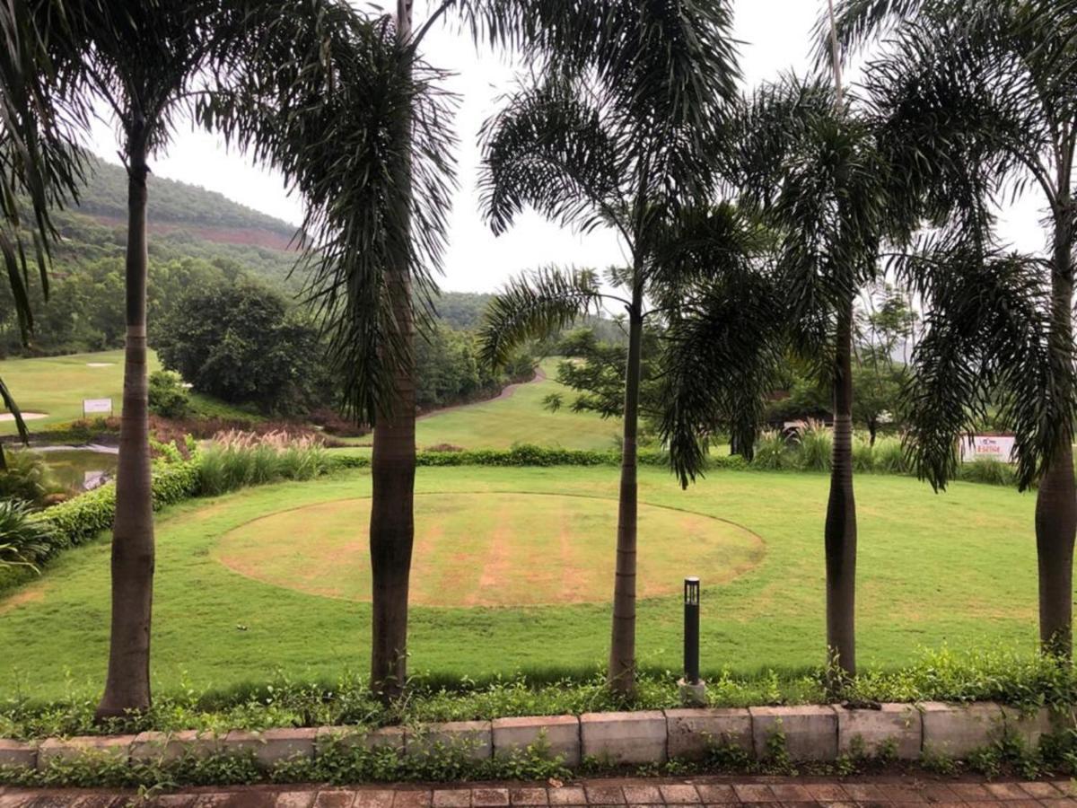 Oxford Golf Resort Pirangut Esterno foto